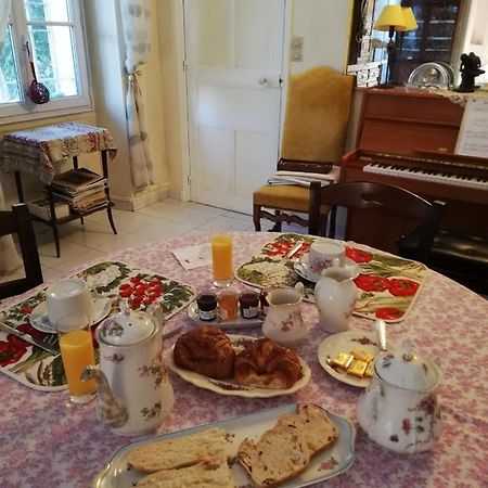 Lolifan En Provence Bed and Breakfast Μπρινιόλ Εξωτερικό φωτογραφία