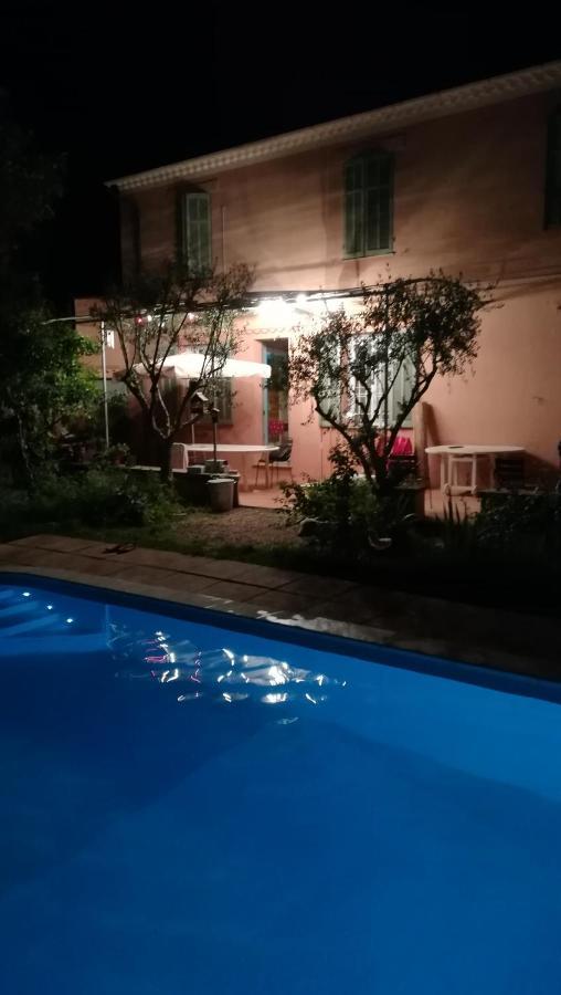 Lolifan En Provence Bed and Breakfast Μπρινιόλ Εξωτερικό φωτογραφία